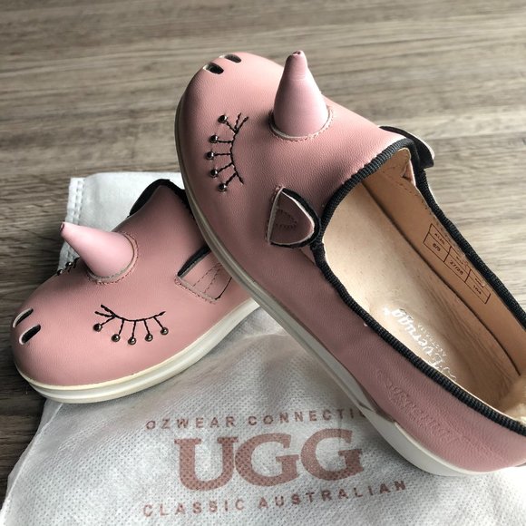 Childs LEATHER EVERUGG Pink Unicorn Shoes with Horn and eyelashes - Picture 5 of 10